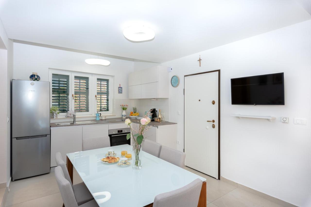 Apartment "Dida" With Free Private Parking Solin Extérieur photo