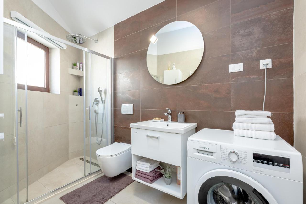 Apartment "Dida" With Free Private Parking Solin Extérieur photo